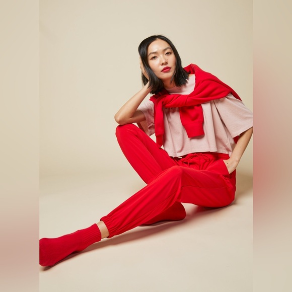 Aritzia TNA Speed Jogger - Picture 2 of 9